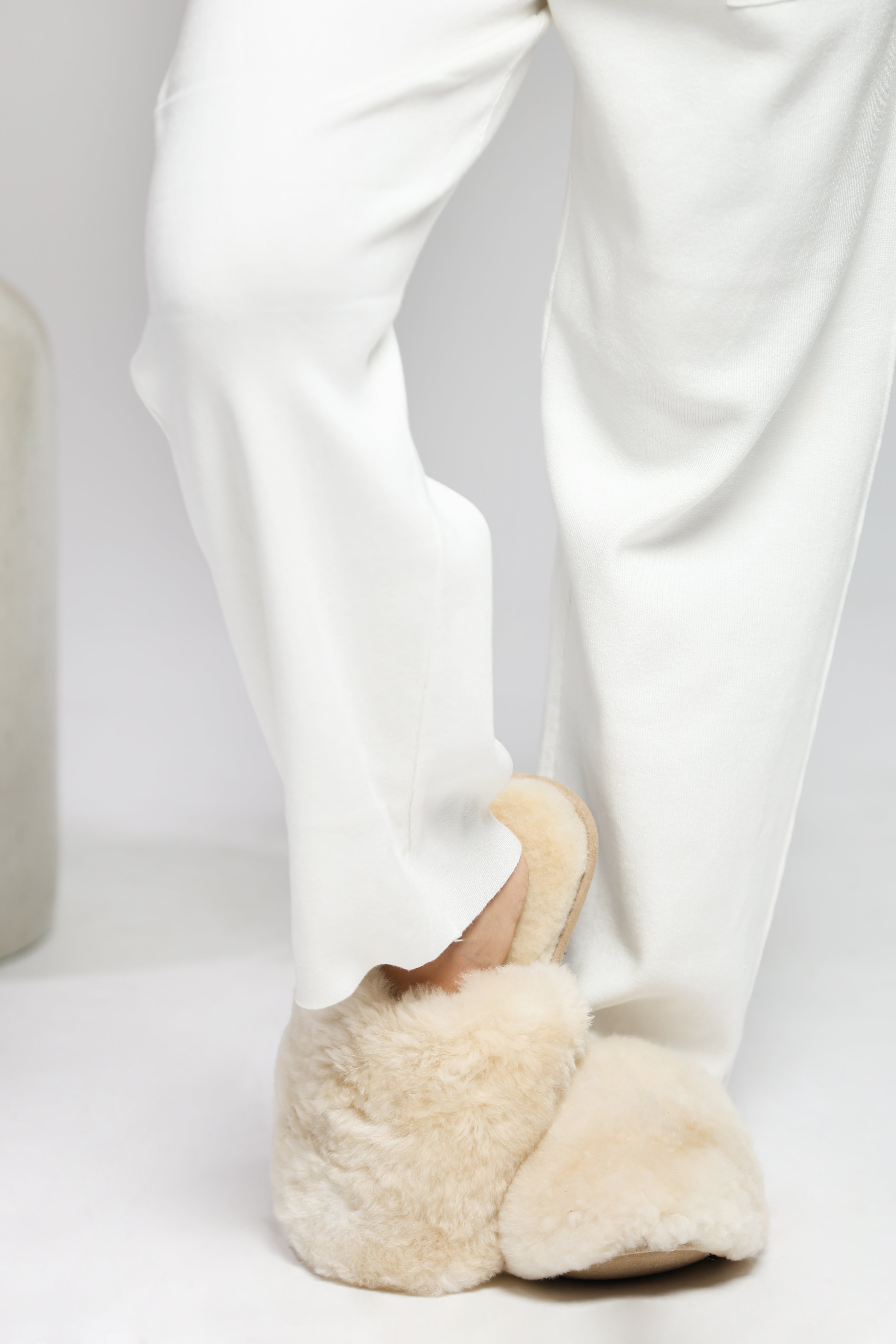 Beige Alpaca Slippers